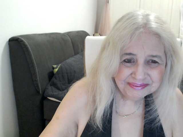 SusiLife's BongaCams show and profile