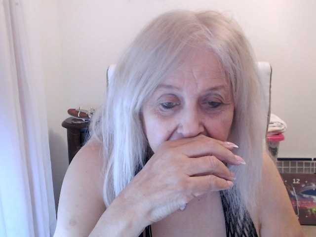 SusiLife's BongaCams show and profile