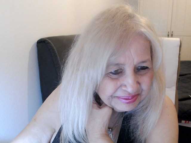 SusiLife's BongaCams show and profile