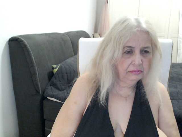 SusiLife's BongaCams show and profile
