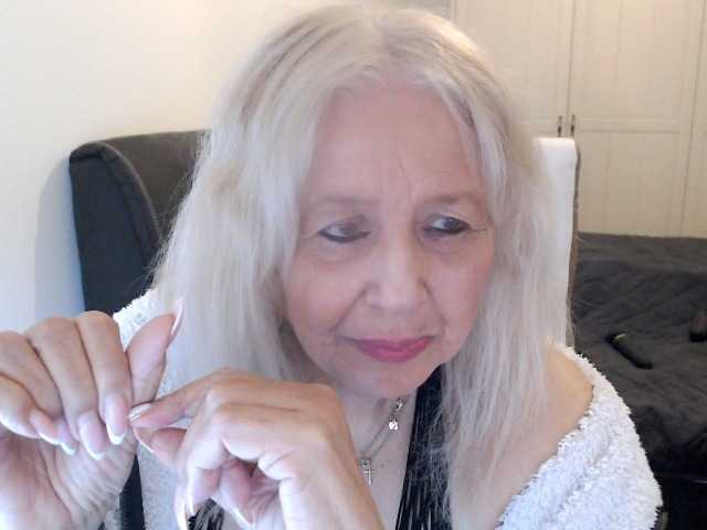 SusiLife's BongaCams show and profile