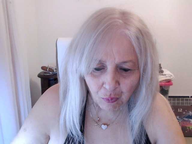 SusiLife's BongaCams show and profile