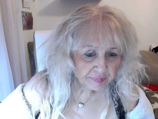 SusiLife's BongaCams show and profile