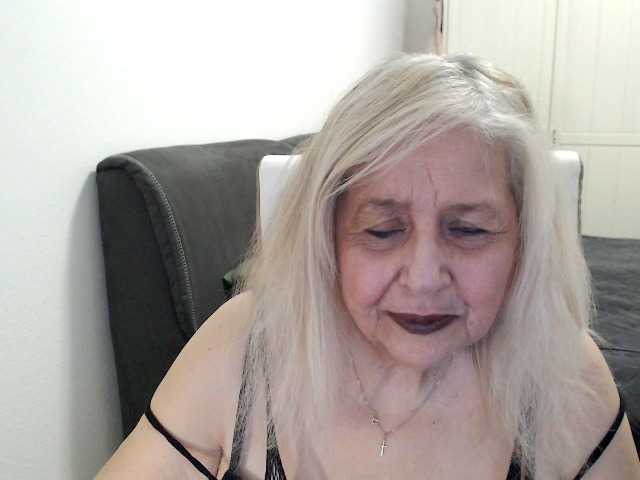 SusiLife's BongaCams show and profile