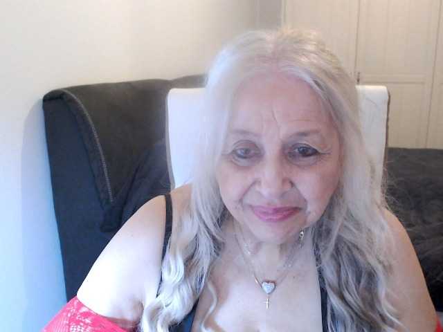 SusiLife's BongaCams show and profile