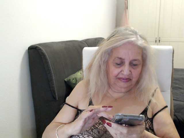 SusiLife's BongaCams show and profile