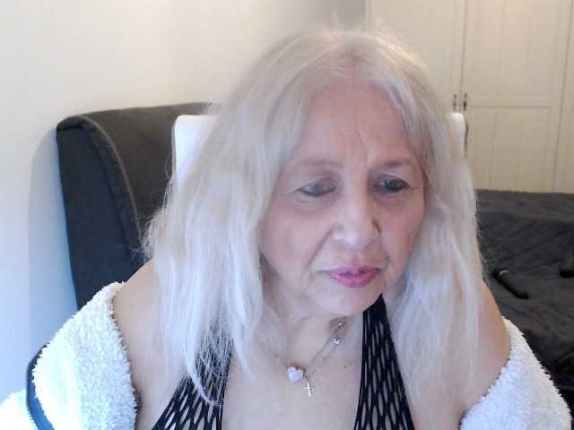 SusiLife's BongaCams show and profile