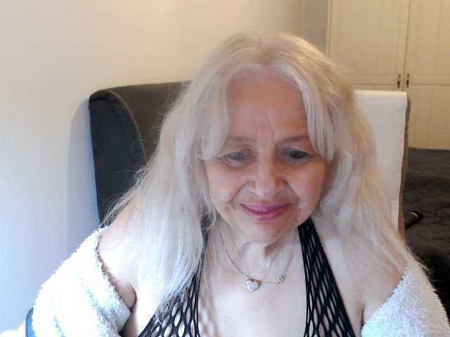 SusiLife's BongaCams show and profile