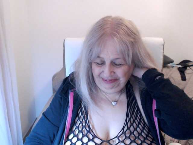 SusiLife's BongaCams show and profile
