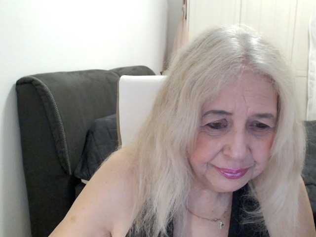 SusiLife's BongaCams show and profile