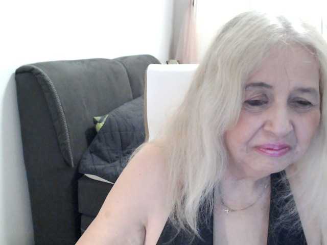 SusiLife's BongaCams show and profile