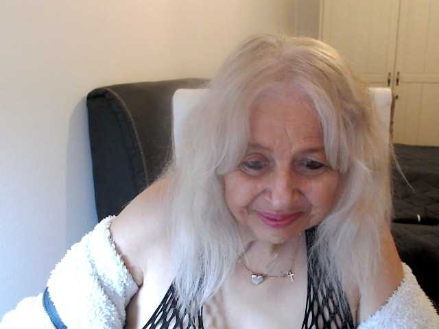 SusiLife's BongaCams show and profile