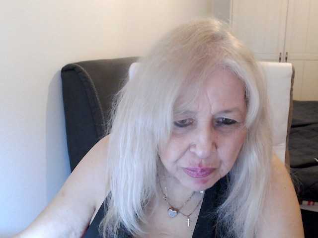 SusiLife's BongaCams show and profile