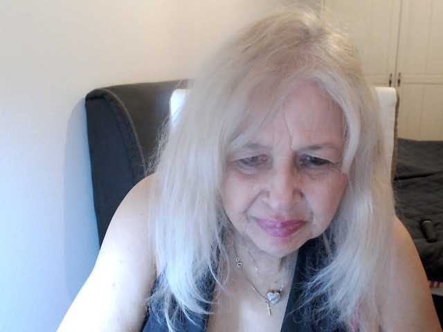 SusiLife's BongaCams show and profile