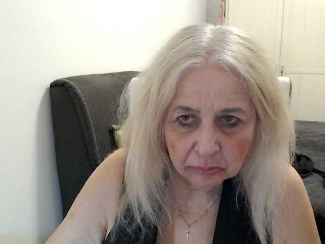 SusiLife's BongaCams show and profile