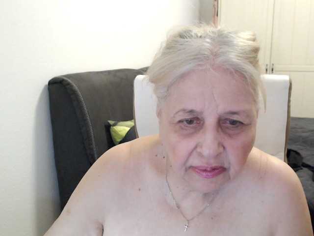 SusiLife's BongaCams show and profile