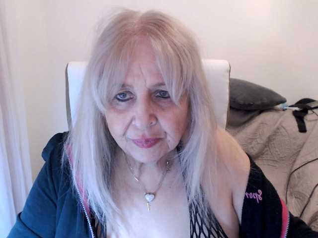 SusiLife's BongaCams show and profile