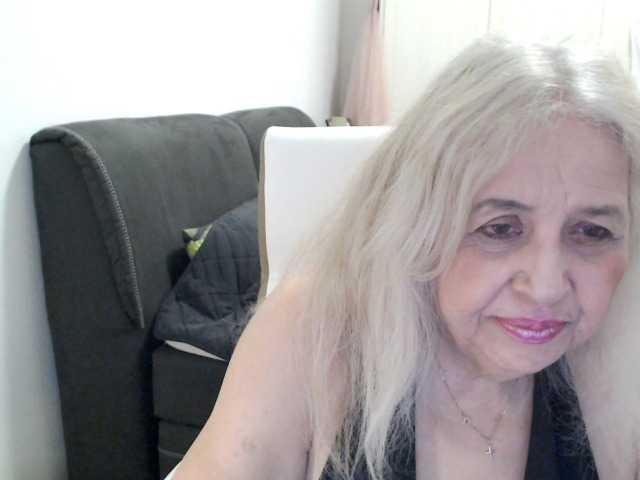 SusiLife's BongaCams show and profile