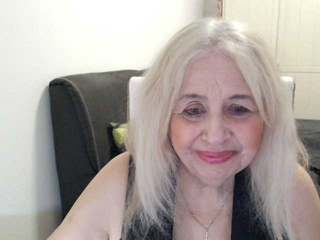 SusiLife's BongaCams show and profile