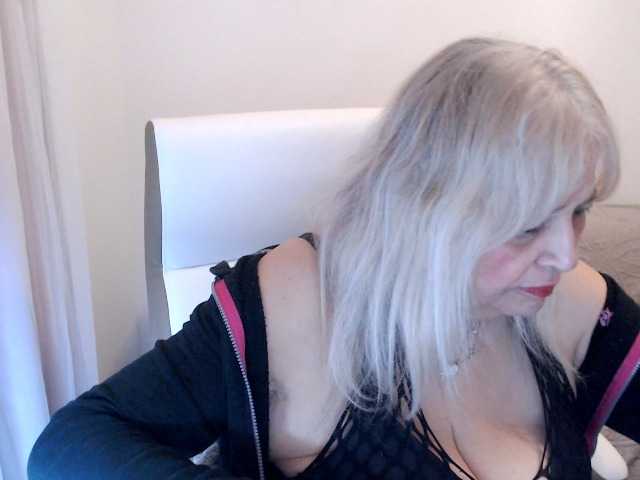 SusiLife's BongaCams show and profile