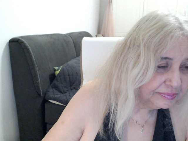 SusiLife's BongaCams show and profile