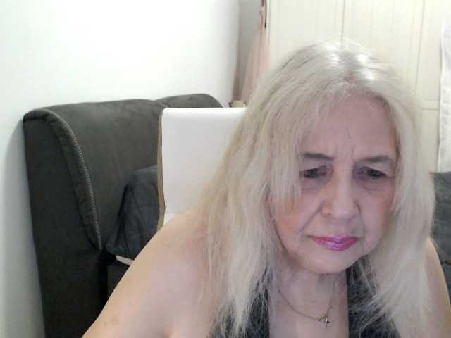 SusiLife's BongaCams show and profile