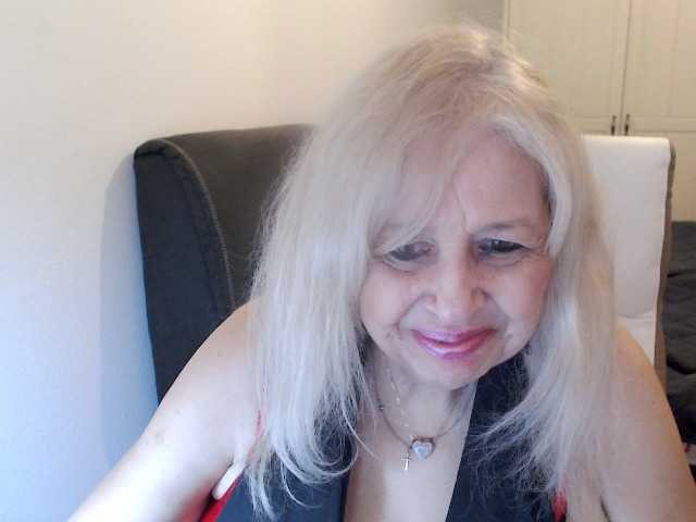 SusiLife's BongaCams show and profile
