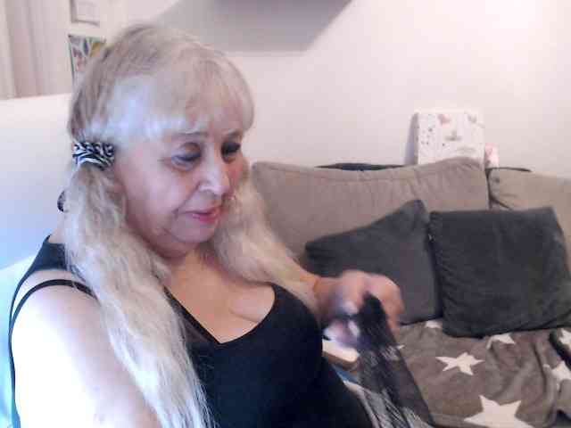 SusiLife Live Webcam on BongaCams