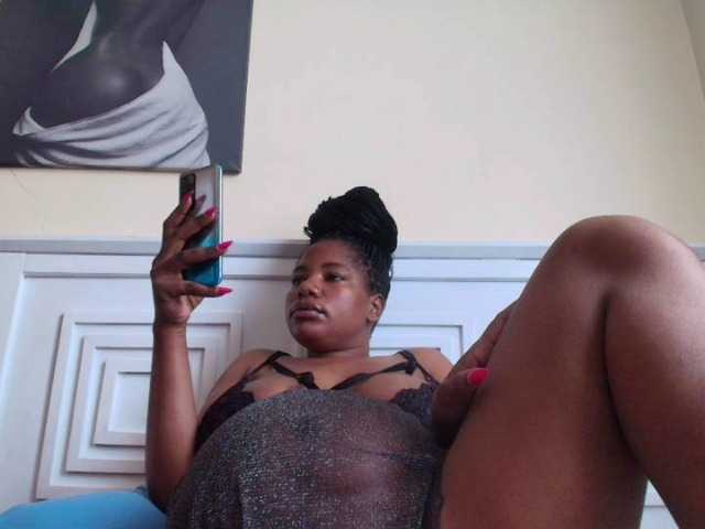 Jabera's BongaCams show and profile