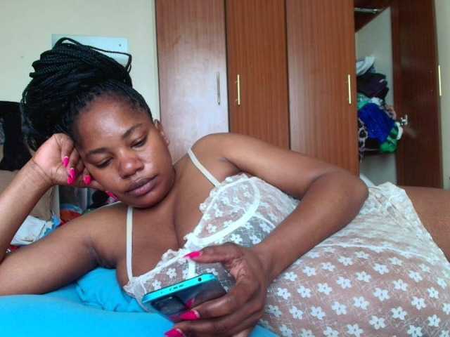 Jabera's BongaCams show and profile