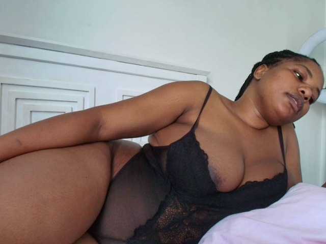 Jabera's BongaCams show and profile