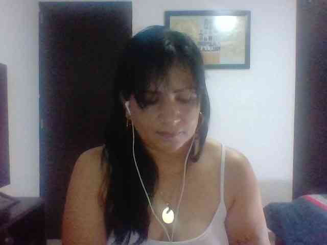 Luciana_ webcam