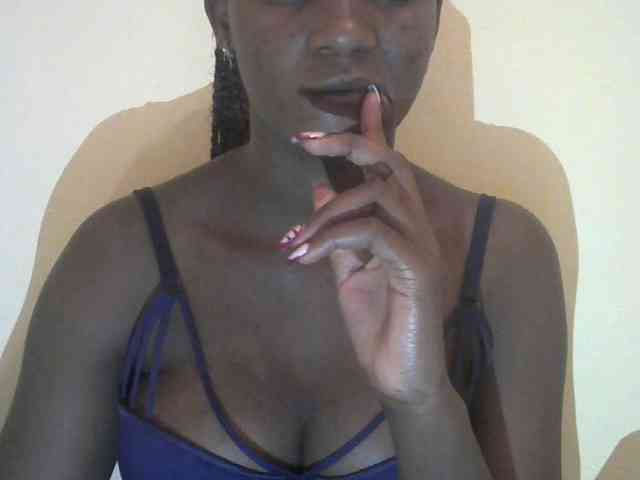 realqueen1 webcam