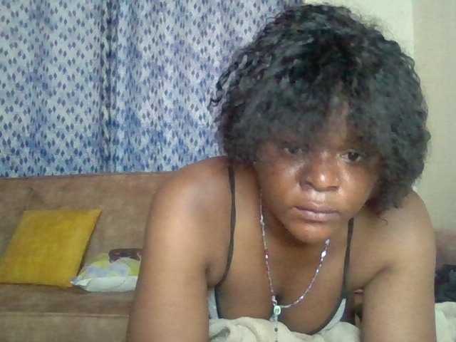 yuminahazel webcam bongacams model stream image