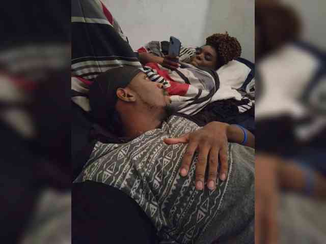 SavvyAndKay webcam