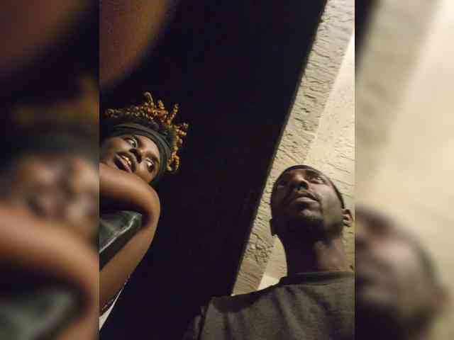 SavvyAndKay webcam