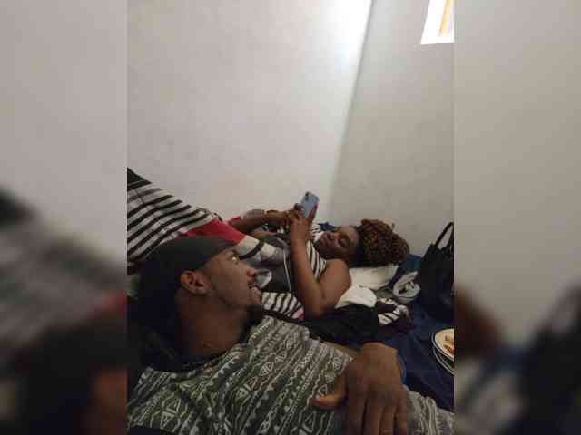 SavvyAndKay webcam