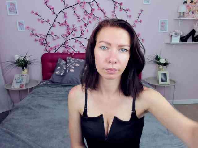 JullieFlow webcam