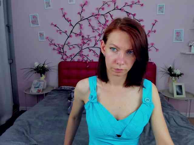 JullieFlow webcam