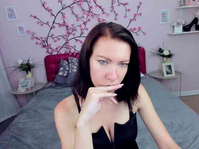 JullieFlow webcam