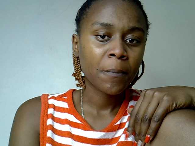 MDIVAH's BongaCams show and profile