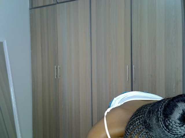 MDIVAH's BongaCams show and profile