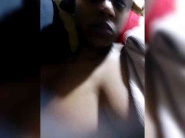 LAYLAAH webcam