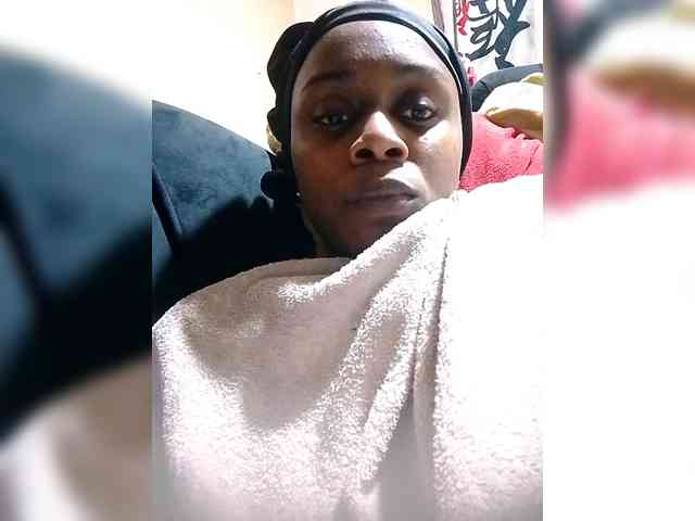 LAYLAAH webcam