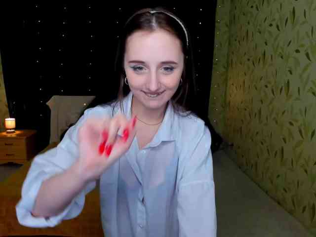 JulietMonli webcam