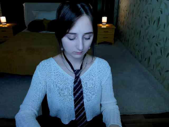JulietMonli webcam