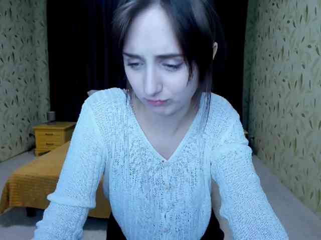 JulietMonli webcam