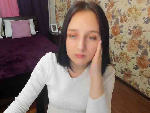 Модель: JulietMonli