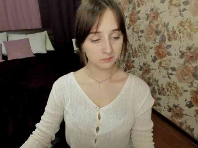 JulietMonli webcam