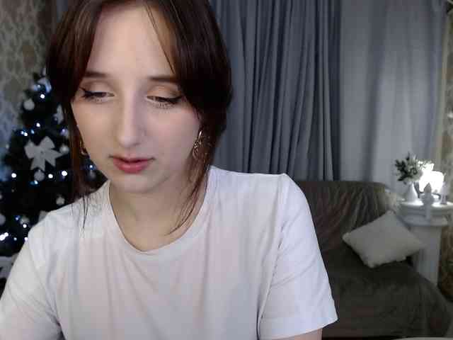 JulietMonli webcam